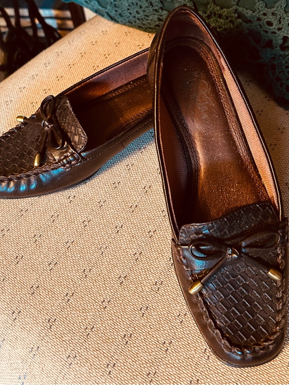 Life Stride Brown Loafers Size 6.5